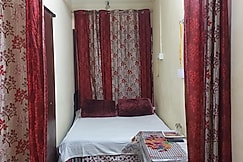 KALYANI HOMESTAY, Varanasi