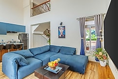 Spectacular Spaces |Bella Vista - Elegant 3BHK Pvt Pool ,Spacious Lawn & Outdoor Sitting Area|siolim, Goa