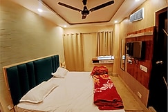 Hotel Bharat Inn, Prayagraj