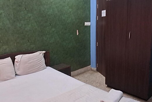 Happy Hut Unit 1 in Salt Lake