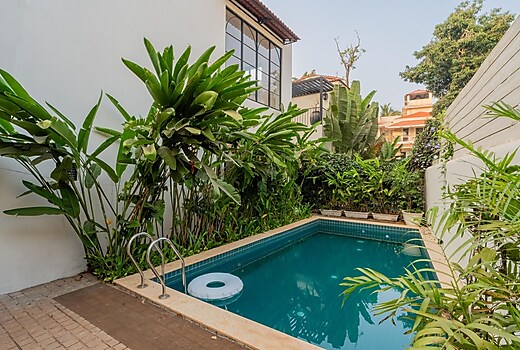 ELIVAAS Bogenvilla Luxe 3 BHK Villa Near Ozran Beach