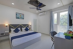 Hotel Warm Welcome Inn Noida sector 26, Noida
