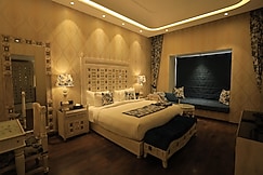 The Royal Venetian, Panipat