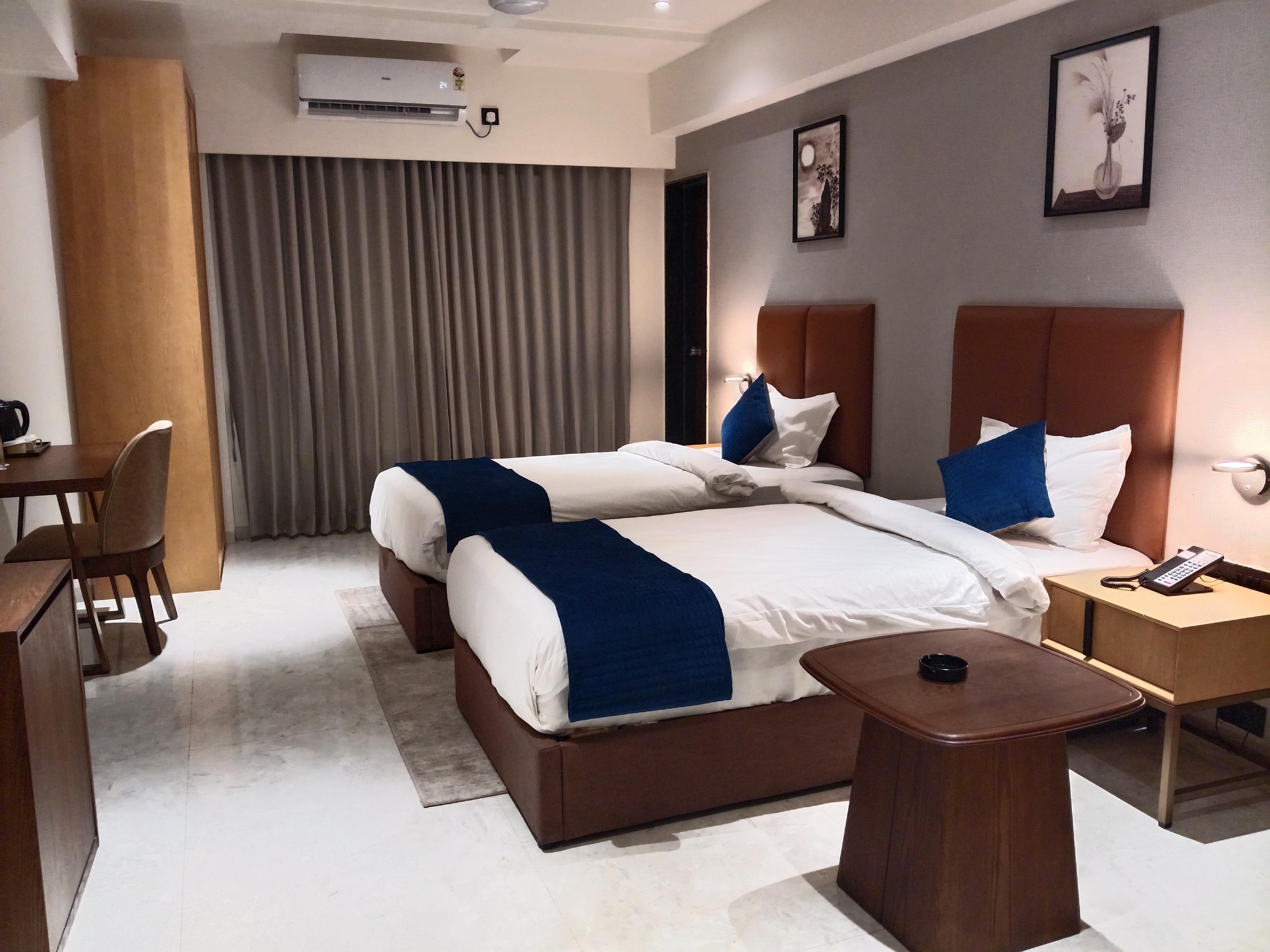 Lords Eco Inn Jamnagar- Maheshwari Nagar - Tap to explore photos