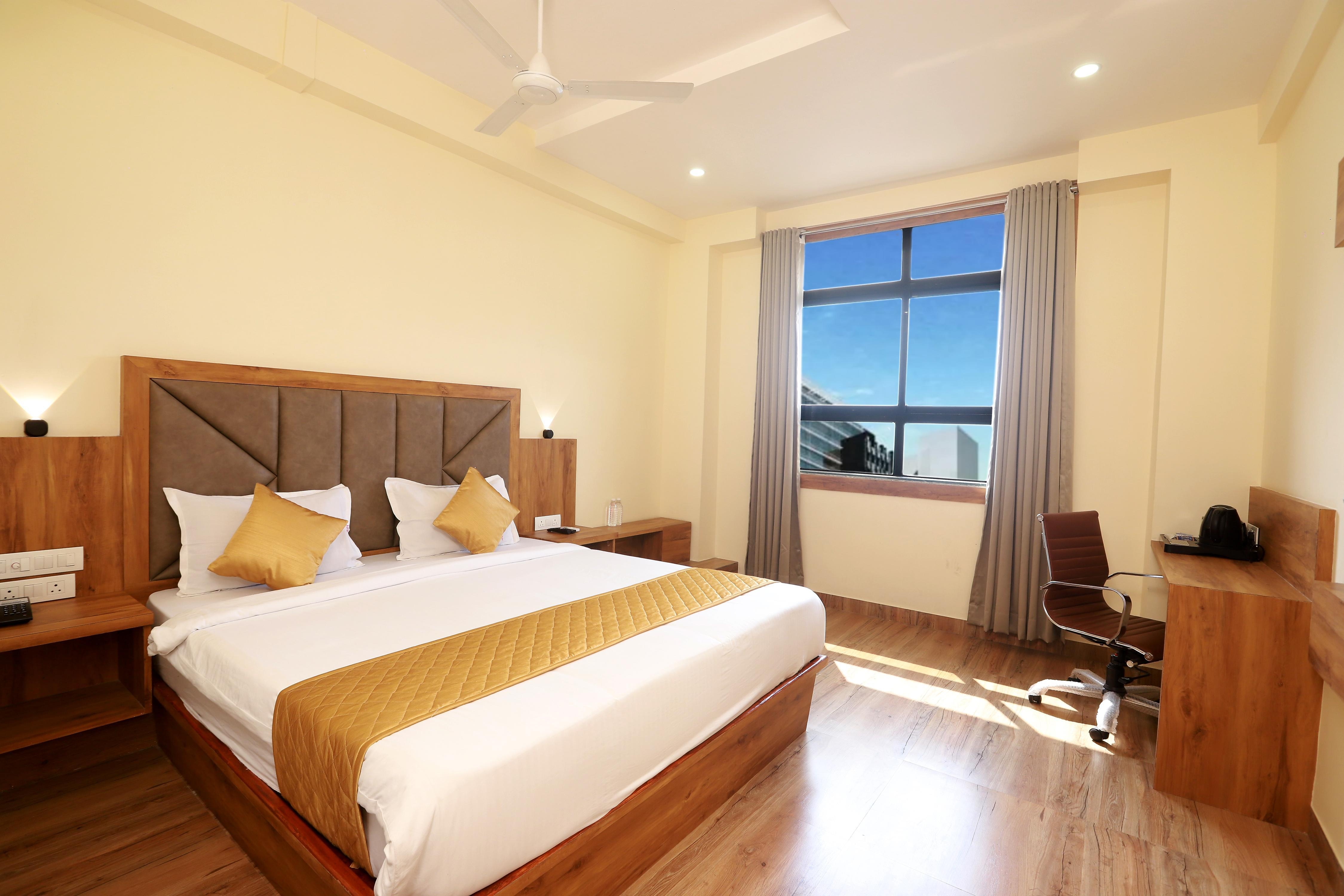 Deluxe Room 1