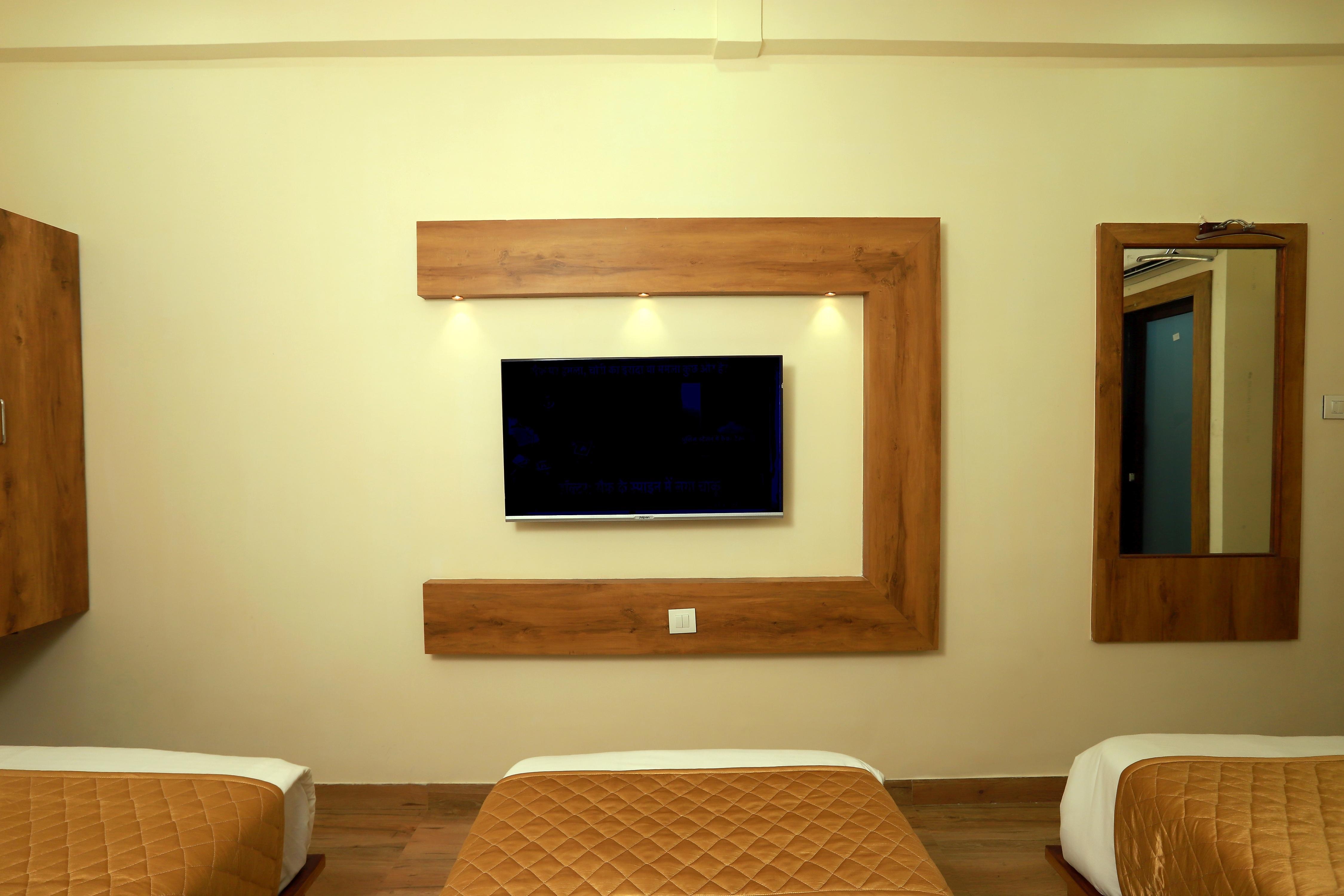 Hotel BKC Minerva - Near Trade Centre 5