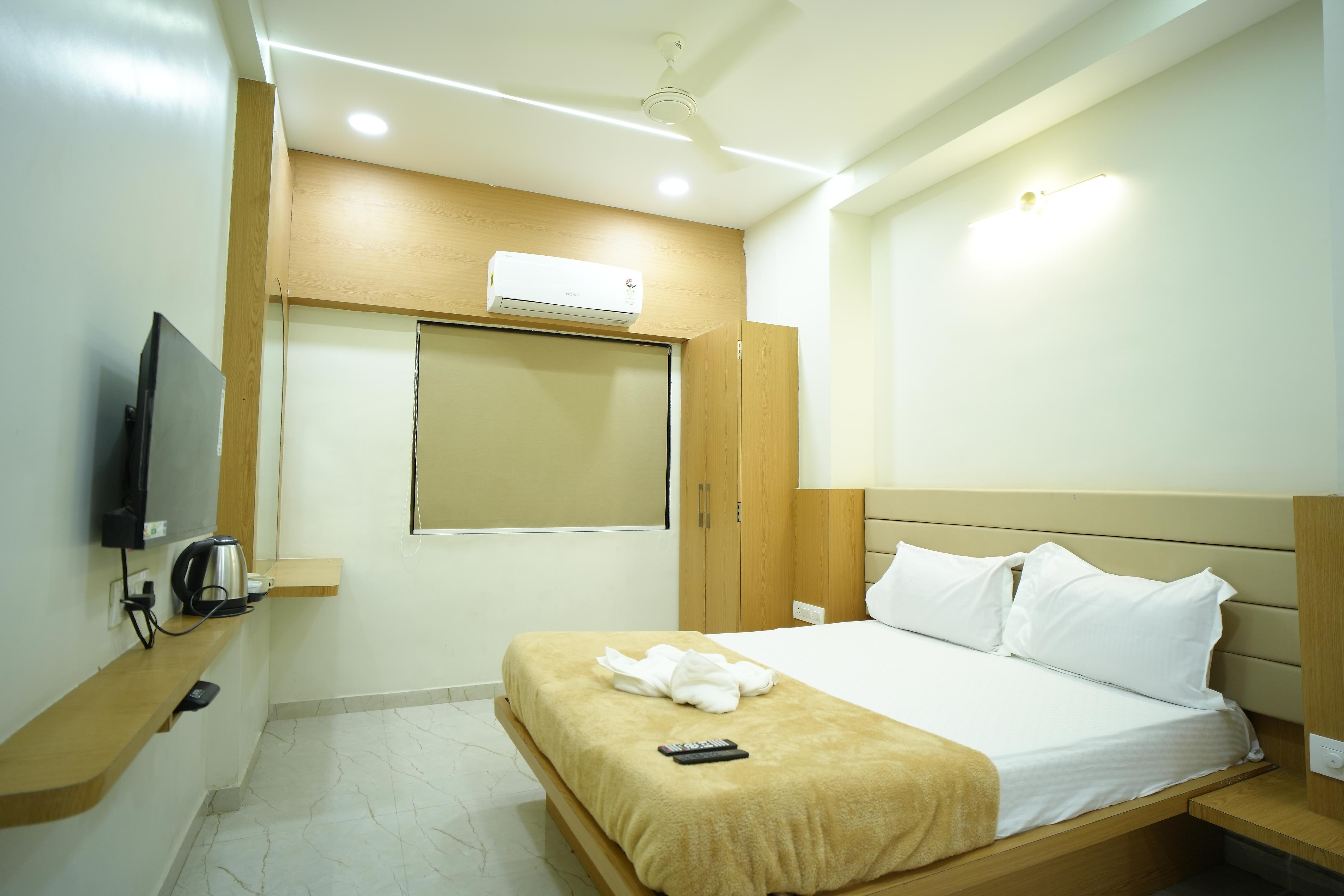 Hotel Sai Pratham - Tap to explore photos