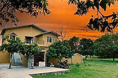Corbett Wala Home Stay, Sult