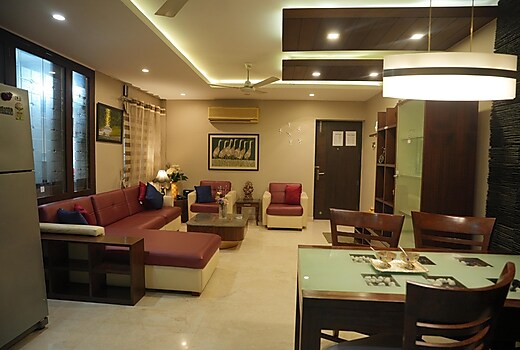 Elegant 2BR Apt in Mohali by Especial Rentals