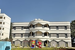 Stellar 23 Resort, Hosur