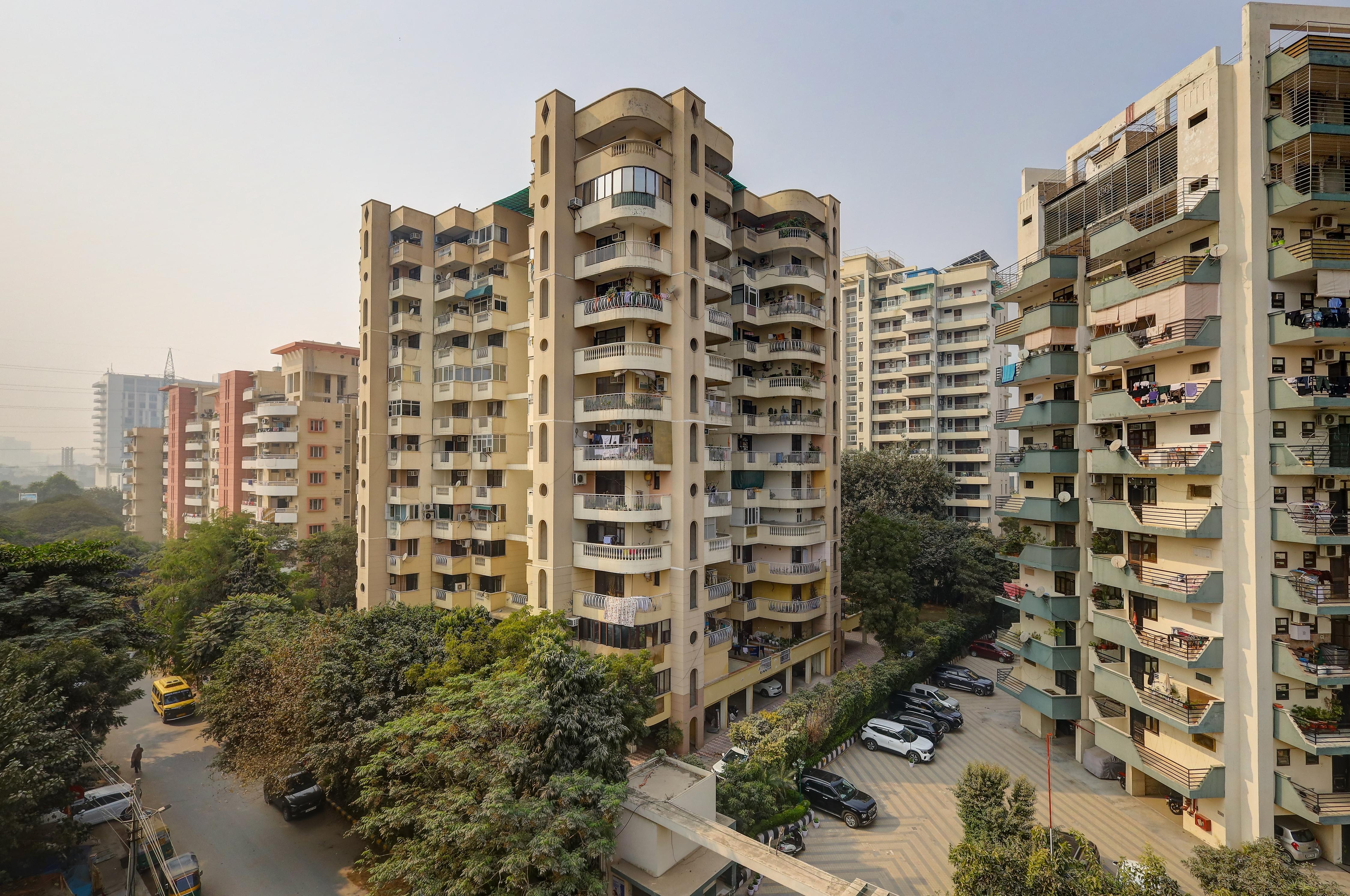 Hotel royal residency medanta sector 39 gurgaon - Tap to explore photos
