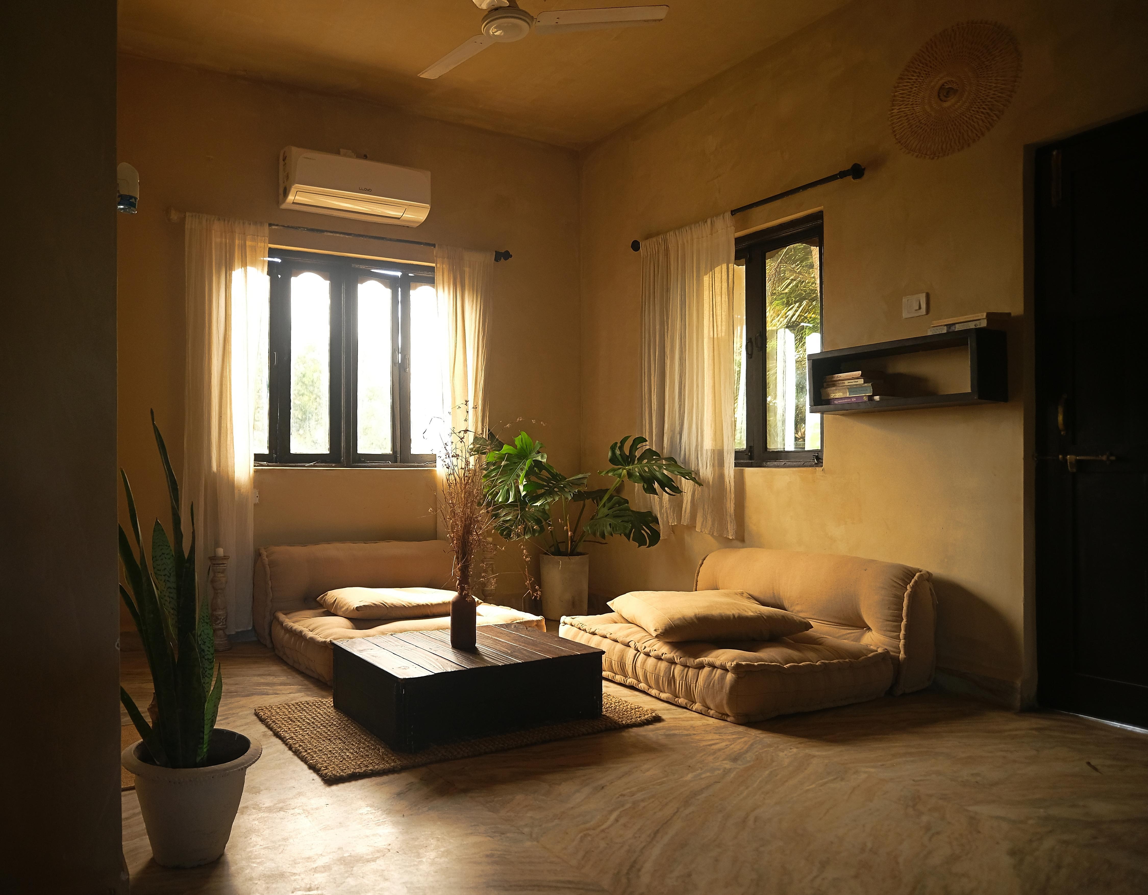 Palmorama Retreat Home - Tap to explore photos