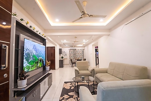 Luxurious 3bhk home stay with ORR view