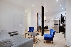 Elegant Apartment 2BD/6P Hotel de Ville, Paris