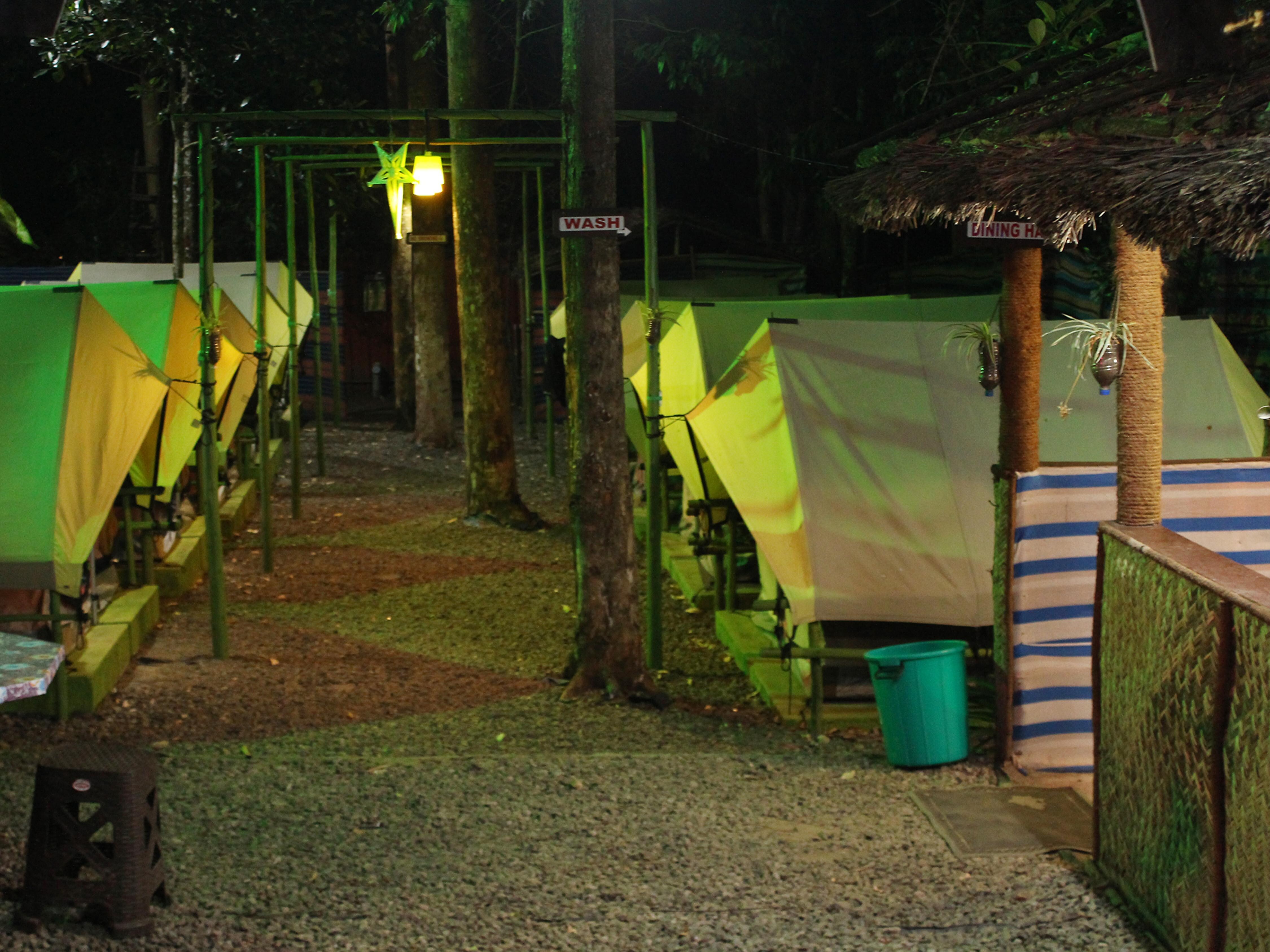 Royal Tent Camp - Tap to explore photos