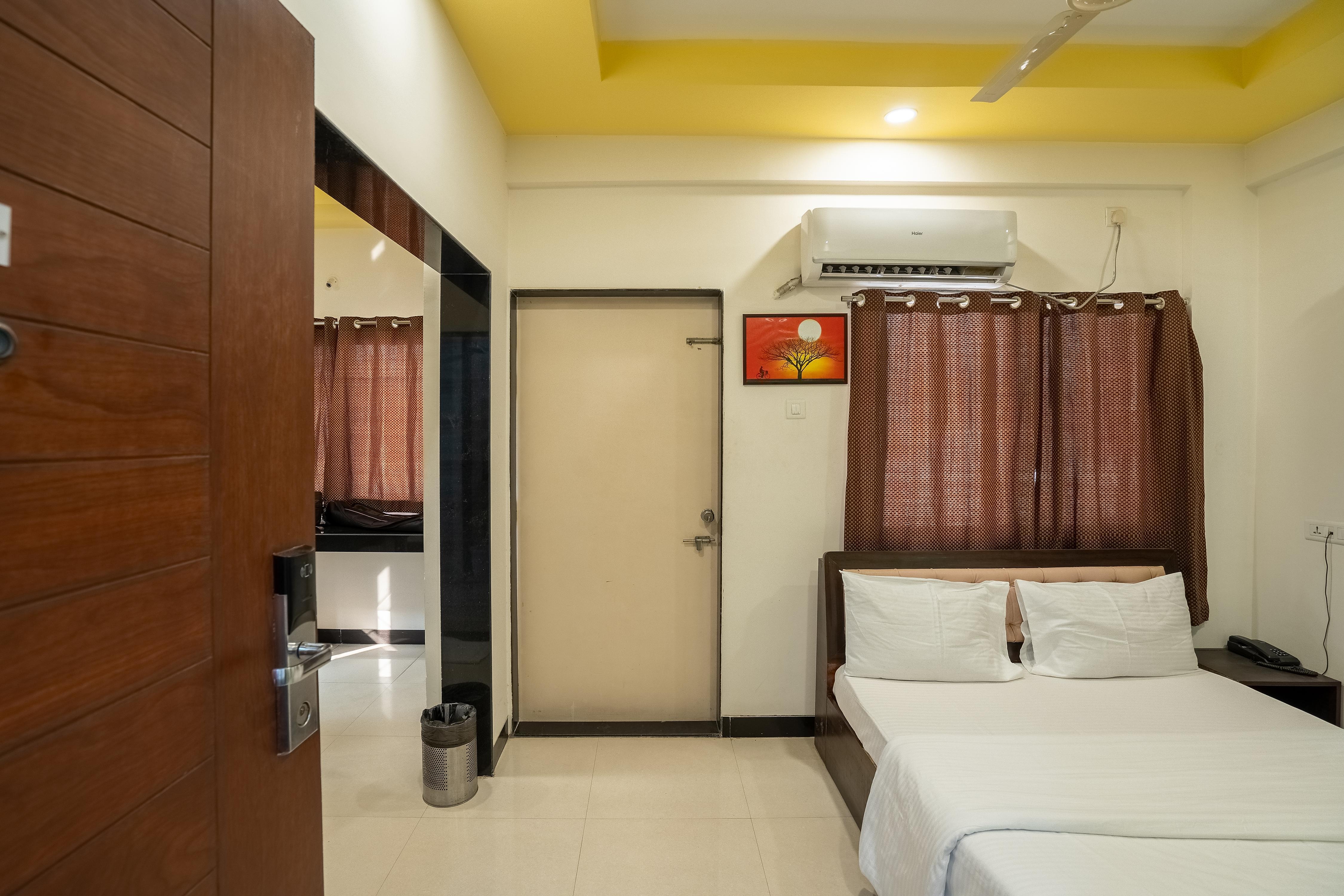 Hotel Gapstays Viman Nagar Pune - Tap to explore photos