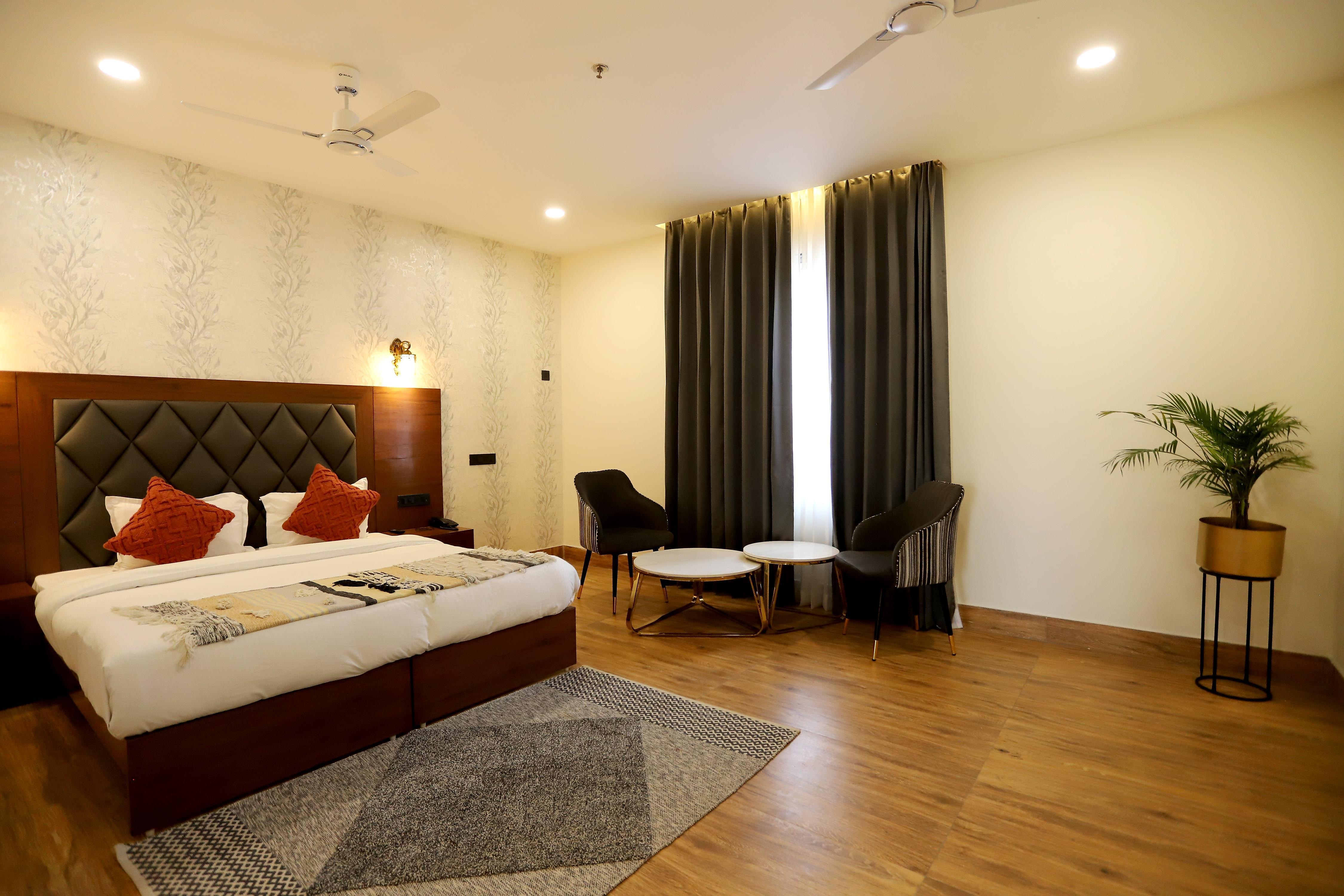 Hotel Dhingra Inn ,Rewari - Tap to explore photos