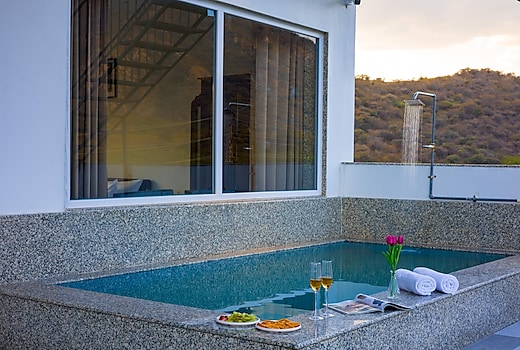 Alaya Stays Kasturi Villa | Pet Friendly 6 BHK with Plunge Pool