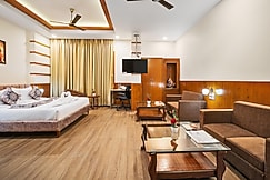 Hotel Padmshree Palace, Ayodhya