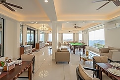 SaffronStays Glass Forest, Dehradun