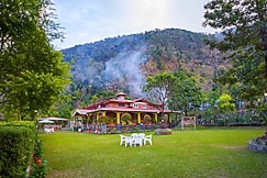 Alaya Stays CountryVille 3BHK Villa Maldevta , Kanatal