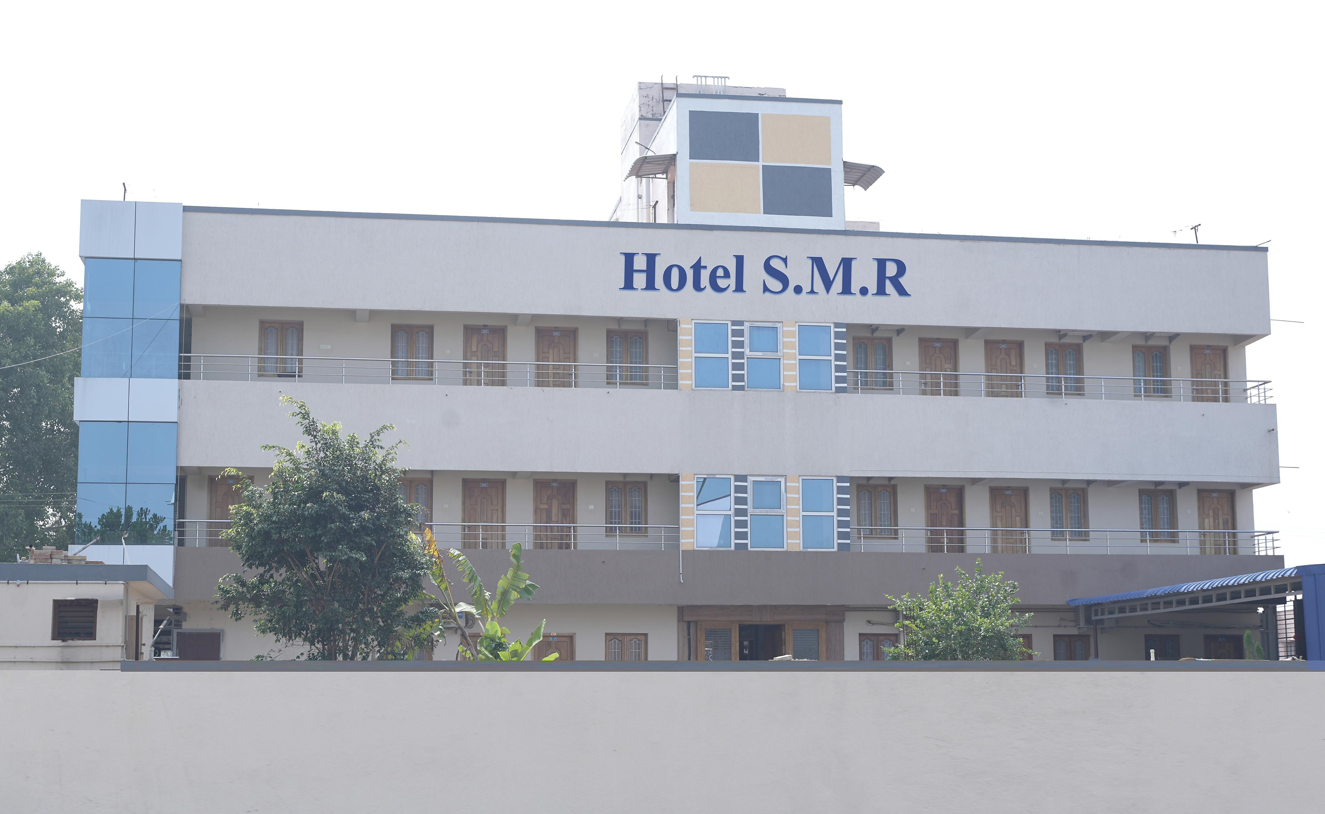 Hotel S.M.R - Tap to explore photos