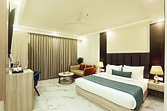 Hotel Ginger Palace @ Delhi Airport By Luxury Group, Delhi