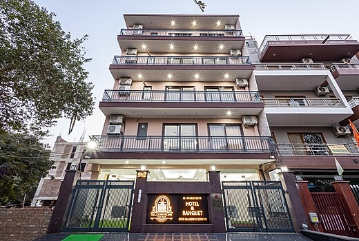 Gill Comfort Inn Near Medanta