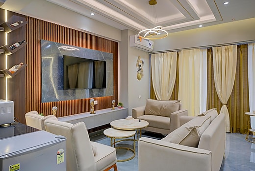 Most Luxurious Unit in Noida YourHomelystudio
