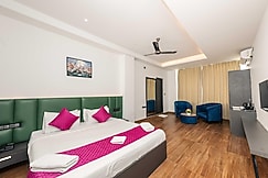 Hotel Kingdom Suites, Bangalore