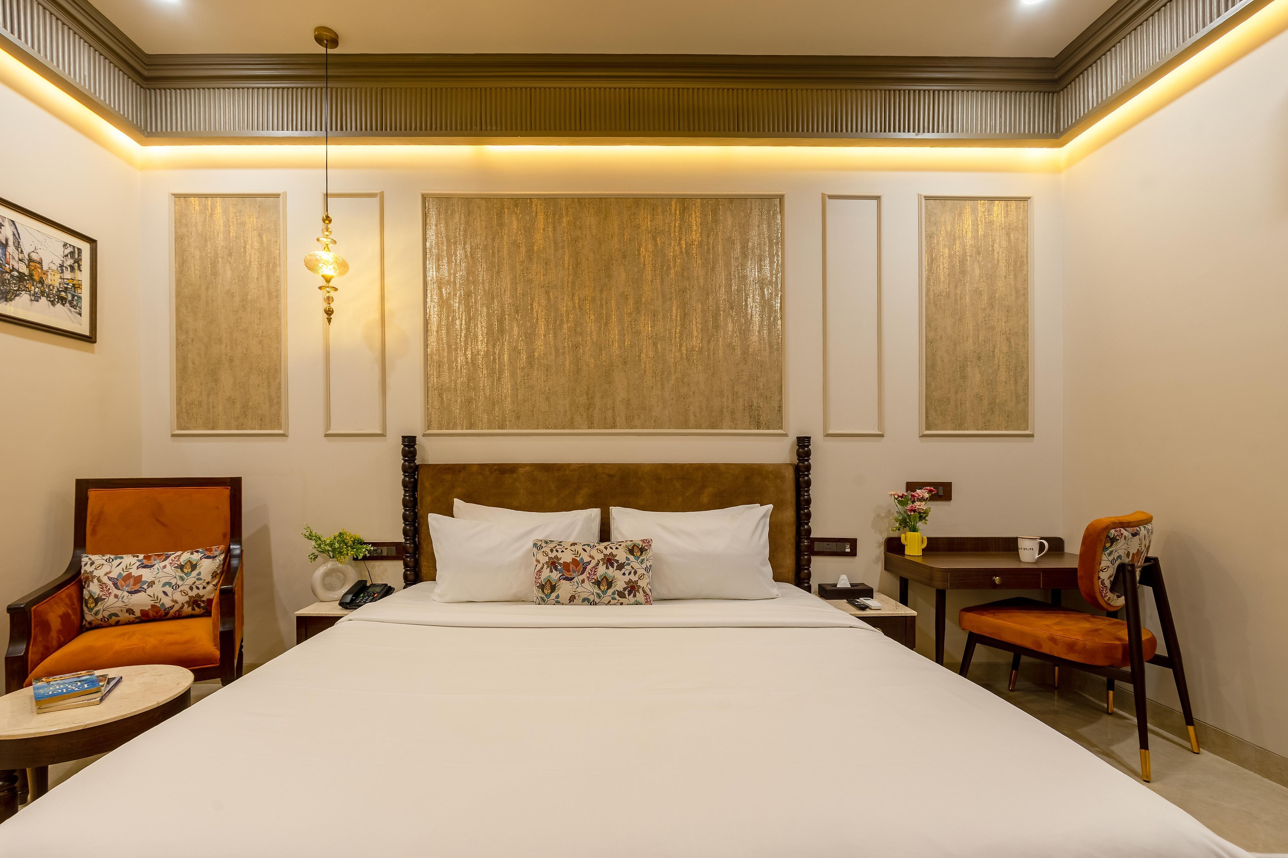 Saltstayz Autograph Connaught Place - Tap to explore photos