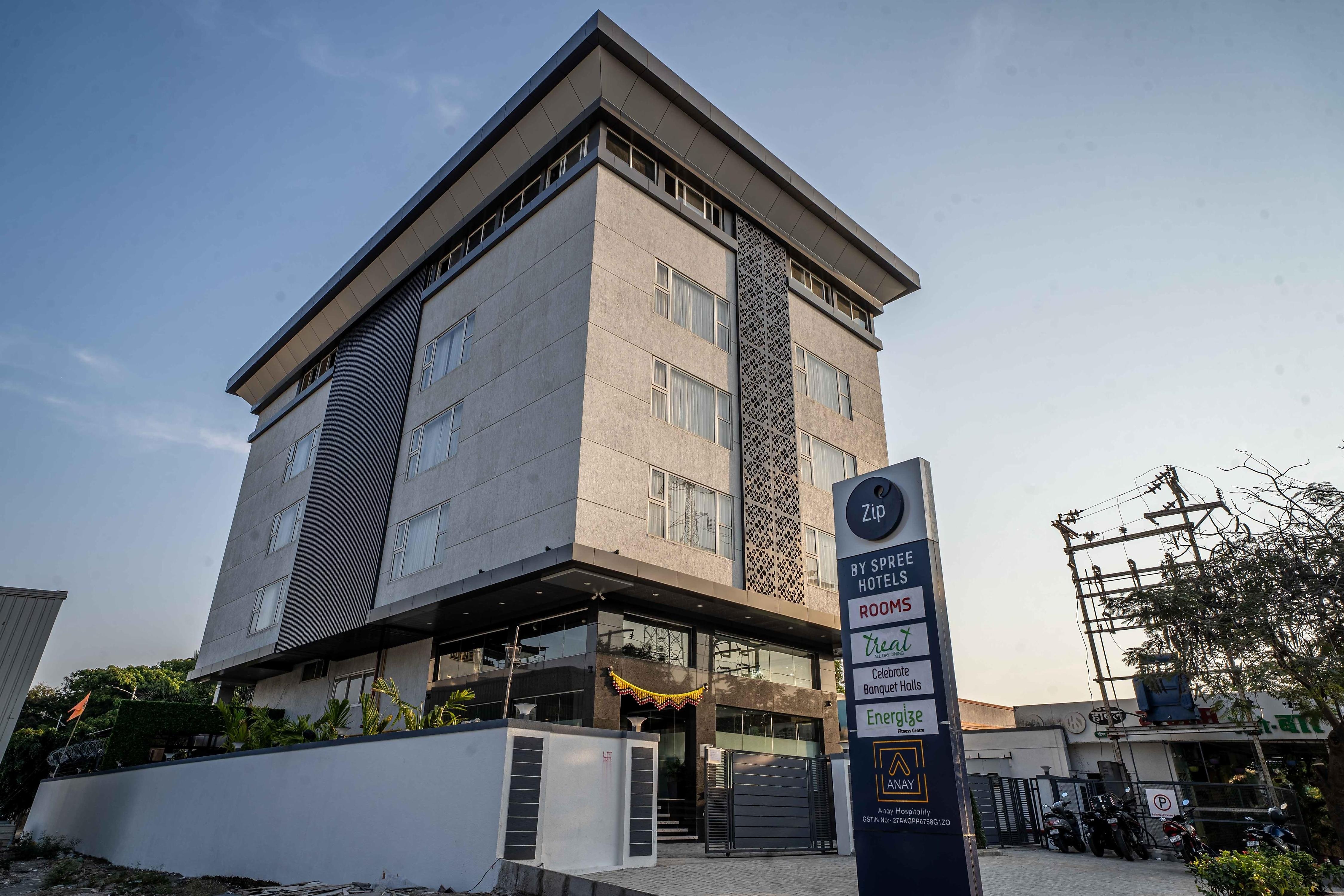 ZIP BY SPREE HOTELS RANJANGAON - Tap to explore photos