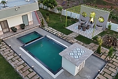 Sanjeevani Farms, Bhopal : A Luxury 5 Bedroom Private Pool Villa, Bhopal