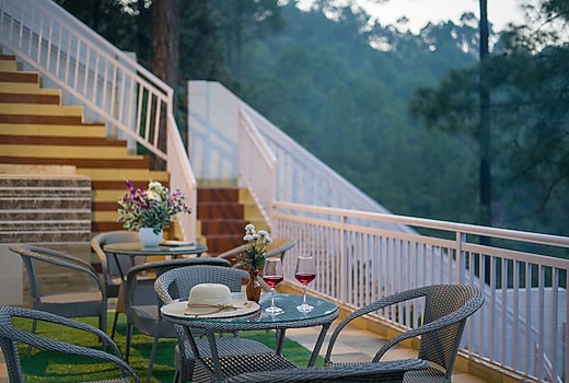 Valeo by Nowhere Cottages
