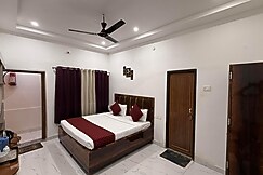 TRISHUL INN, Varanasi