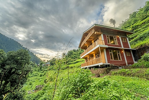 Forest Glade Refuge In Shoja By BAstiat Stays
