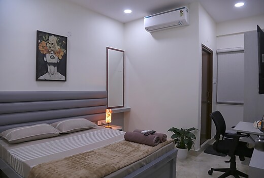 Yendluri's- QueenBed Room@Kondapur