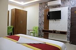 SVR LUXURY ROOMS, Hyderabad