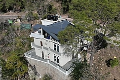 Mountain Vista, Kasauli