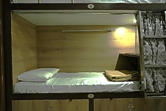 Raj Inn Comfort AC Dormitory, Bellary