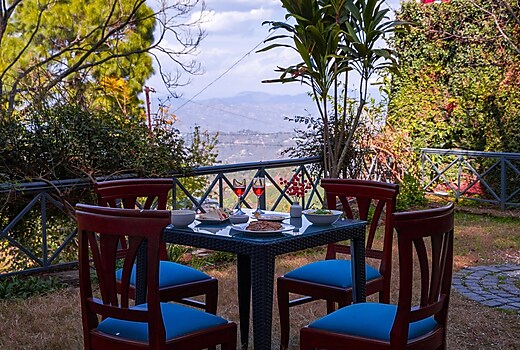 Alaya Stays Mehar Villa | 3 BHK With Garden & Scenic Views