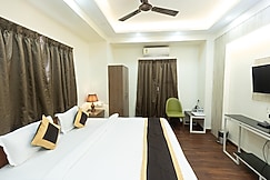 THE LAKE PALM, KALIGHAT, Kolkata