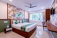 Treebo Emirates Suites Indiranagar, Bangalore