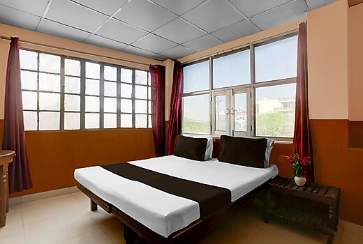 Hotel O Shri Krishna Guest House