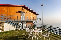 The Urban Escape By Alaya Stays, Bhimtal