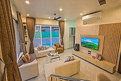 Villa Celesto Lonavala by Deshco Holidays, Lonavala