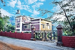 Raj Shrighar, Dapoli