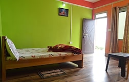 Bedroom 2 (L2)