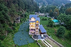 Moonlight Villa, Kullu