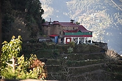 Orchard Oasis Homestay Mukteshwar, Binsar